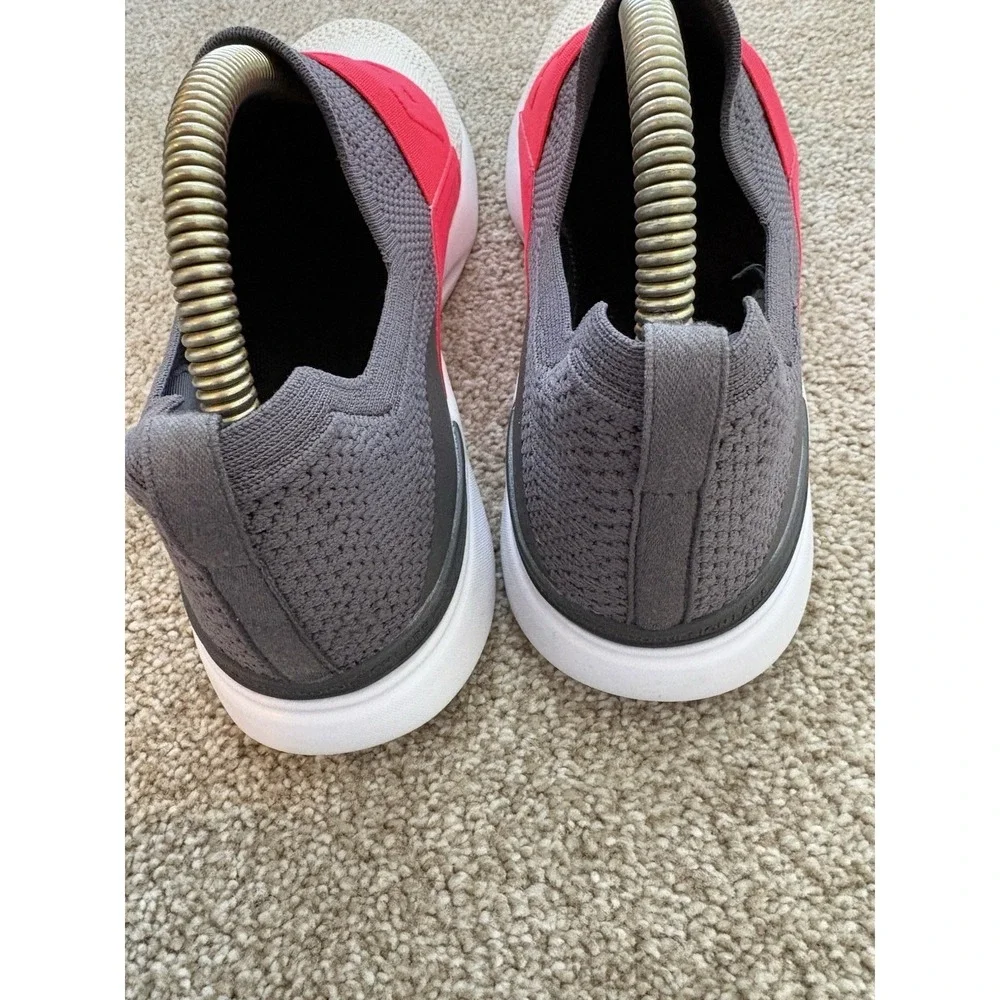 APL‎ Techloom Bliss Pink Knit Slip On Training Shoes Sneakers Women's Size 11